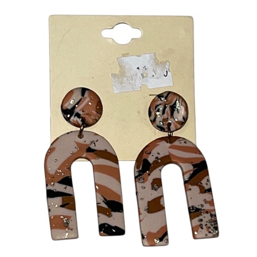 Resin Arch Dangle Earrings in Blush, Black & Gold Flakes drop earrings NWT